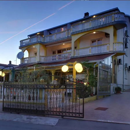 Pansion Michel Guest house
